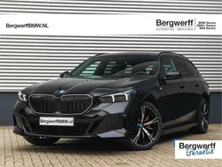 Zwart, metallic lak Gebruikt 2024 BMW 530 M Sport Stationwagen | € 67.875