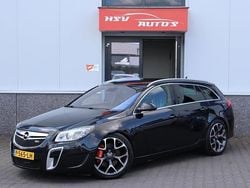 Zwart Gebruikt 2010 Opel Insignia OPC Stationwagen | € 9.999 (Eerlijke prijs)