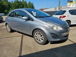 Grijs Gebruikt 2012 Opel Corsa Cosmo Hatchback | € 1.499 (Super prijs)