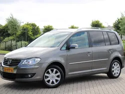 Grijs Gebruikt 2009 VW Touran Highline MPV | € 3.450 (Goede deal)