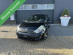 Zwart Gebruikt 2012 Kia Rio 2 Hatchback | € 2.950 (Duur)