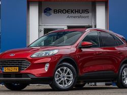 Rood Gebruikt 2023 Ford Kuga Titanium SUV | € 23.395 (Goede deal)