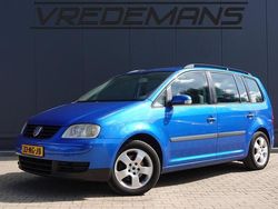 Blauw Gebruikt 2003 VW Touran Trendline MPV | € 750 (Eerlijke prijs)