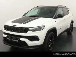 Wit Nieuw 2025 Jeep Compass North SUV | € 52.568 (Duur)