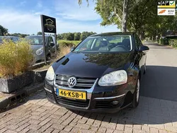 Zwart Gebruikt 2010 VW Jetta Comfortline Sedan | € 2.799 (Goede deal)