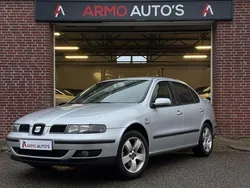 Grijs Gebruikt 2000 Seat Toledo Sport Sedan | € 850 (Eerlijke prijs)