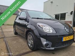 Zwart Gebruikt 2011 Renault Twingo Collection Hatchback | € 3.450 (Eerlijke prijs)