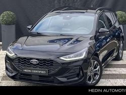 Zwart Gebruikt 2023 Ford Focus ST-Line Stationwagen | € 21.945 (Eerlijke prijs)