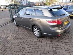 Groen Gebruikt 2010 Toyota Avensis Comfort Stationwagen | € 4.450 (Eerlijke prijs)