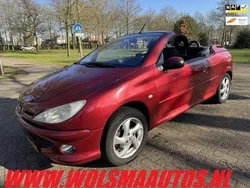 Rood Gebruikt 2004 Peugeot 206 CC Cabriolet | € 999 (Eerlijke prijs)