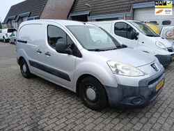 Grijs Gebruikt 2011 Peugeot Partner MPV | € 1.950 (Eerlijke prijs)