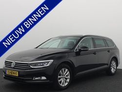 Zwart Gebruikt 2018 VW Passat Comfortline Stationwagen | € 18.183 (Goede deal)