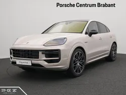Grijs Gebruikt 2025 Porsche Cayenne Turbo SUV | € 229.750