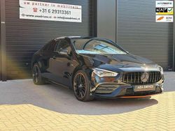 Zwart, metallic lak Gebruikt 2019 Mercedes CLA220 AMG line Sedan | € 34.950 (Duur)