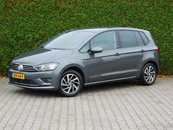 Grijs Gebruikt 2017 VW Golf Sportsvan Highline MPV | € 17.845 (Iets duurder)