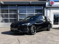 Zwart Gebruikt 2024 Cupra Leon Stationwagen | € 33.540 (Iets duurder)