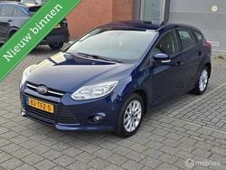 Blauw Gebruikt 2012 Ford Focus Hatchback | € 4.295 (Goede deal)