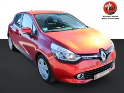 Rood Gebruikt 2014 Renault Clio IV Authentique Hatchback | € 7.000 (Eerlijke prijs)