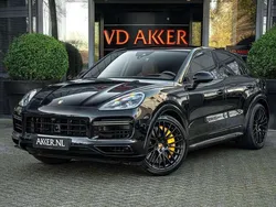 Zwart, metallic lak Gebruikt 2019 Porsche Cayenne Turbo S SUV | € 119.880