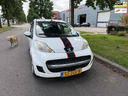 Wit Gebruikt 2009 Peugeot 107 Hatchback | € 950 (Super prijs)