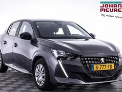 Grijs Gebruikt 2023 Peugeot 208 Active Hatchback | € 15.990 (Eerlijke prijs)