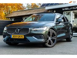 Groen Gebruikt 2021 Volvo V60 R-Design Stationwagen | € 29.907 (Eerlijke prijs)