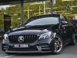 Zwart Gebruikt 2019 Mercedes C300 AMG Sedan | € 32.900 (Goede deal)