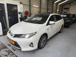Wit Gebruikt 2014 Toyota Auris Touring Sports Stationwagen | € 6.499 (Eerlijke prijs)