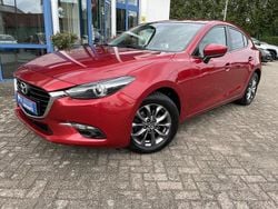 Rood Gebruikt 2017 Mazda 3 Hatchback | € 15.900 (Eerlijke prijs)