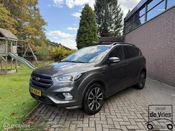 Grijs Gebruikt 2017 Ford Kuga ST-Line SUV | € 16.450 (Iets duurder)