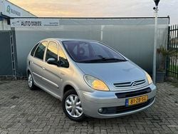 Grijs (metallic) Gebruikt 2004 Citroën Xsara Picasso MPV | € 1.249 (Goede deal)