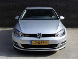 Zilver Gebruikt 2016 VW Golf VII Comfortline Hatchback | € 10.000 (Eerlijke prijs)