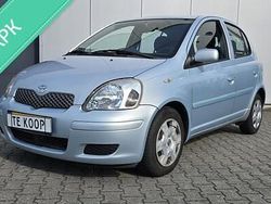 Blauw Gebruikt 2004 Toyota Yaris Sol Hatchback | € 2.050 (Eerlijke prijs)