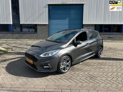 Grijs Gebruikt 2020 Ford Fiesta ST-Line Hatchback | € 9.999 (Eerlijke prijs)