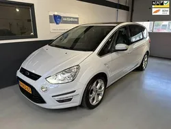 Wit, metallic lak Gebruikt 2013 Ford S-MAX Titanium MPV | € 6.950 (Super prijs)