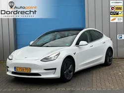 Wit, metallic lak Gebruikt 2019 Tesla Model 3 Long Range Sedan | € 20.390 (Eerlijke prijs)
