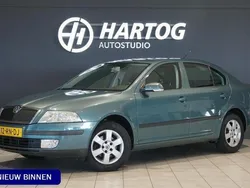 Groen Gebruikt 2005 Skoda Octavia Ambiente Hatchback | € 3.945 (Iets duurder)
