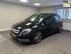 Zwart Gebruikt 2013 Mercedes B250 Prestige MPV | € 14.249 (Duur)