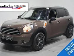 Bruin Gebruikt 2010 Mini Cooper Countryman SUV | € 6.750 (Eerlijke prijs)