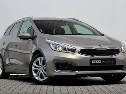 Zilver, metallic lak Gebruikt 2015 Kia Ceed Sportswagon Stationwagen | € 8.500 (Eerlijke prijs)