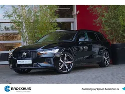 Zwart, metallic lak Gebruikt 2024 Volvo V60 Plus Stationwagen | € 46.900 (Eerlijke prijs)