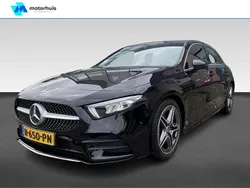 Zwart Gebruikt 2020 Mercedes A180 Business Hatchback | € 25.925 (Eerlijke prijs)