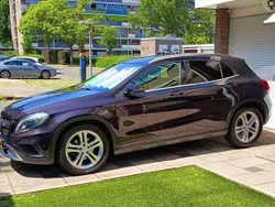 Paars Gebruikt 2015 Mercedes GLA180 Prestige SUV | € 17.000 (Goede deal)