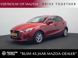 Rood Gebruikt 2015 Mazda 2 Hatchback | € 12.950 (Eerlijke prijs)