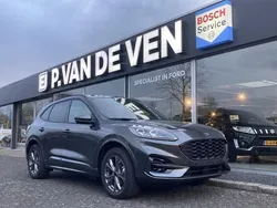 Grijs, metallic lak Gebruikt 2024 Ford Kuga ST-Line X SUV | € 36.950 (Goede deal)