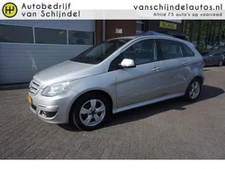 Grijs Gebruikt 2009 Mercedes B170 MPV | € 3.450 (Eerlijke prijs)