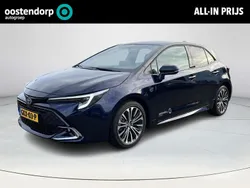 Blauw Gebruikt 2024 Toyota Corolla Hybrid Hatchback | € 33.450 (Eerlijke prijs)