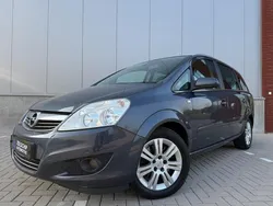 Grijs Gebruikt 2009 Opel Zafira Cosmo MPV | € 4.999 (Duur)