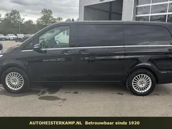 Zwart Gebruikt 2022 Mercedes EQV300 Avantgarde MPV | € 57.959