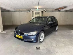Blauw Gebruikt 2013 BMW 320 Executive Stationwagen | € 11.950 (Iets duurder)